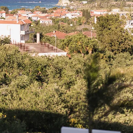 St Nicholas Tsilivi Apts *