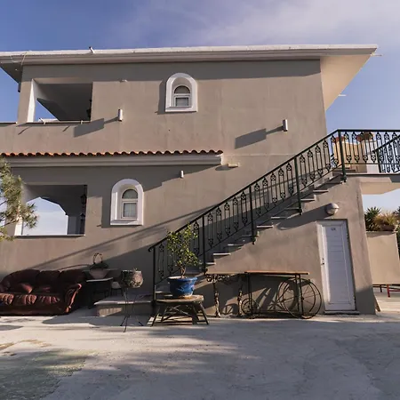 St Nicholas Tsilivi Apts By 