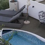 St Nicholas Tsilivi Apts