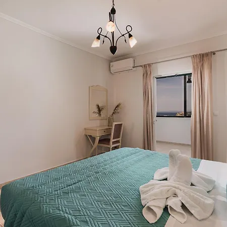 St Nicholas Tsilivi Apts By 