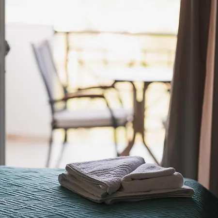 St Nicholas Tsilivi Apts By 