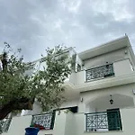 شقة St Nicholas Tsilivi Apts